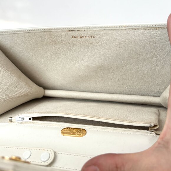 VINTAGE GUCCI White Leather & Gold Strap Crossbody Clutch / Purse 406 004 626 - Picture 16 of 16